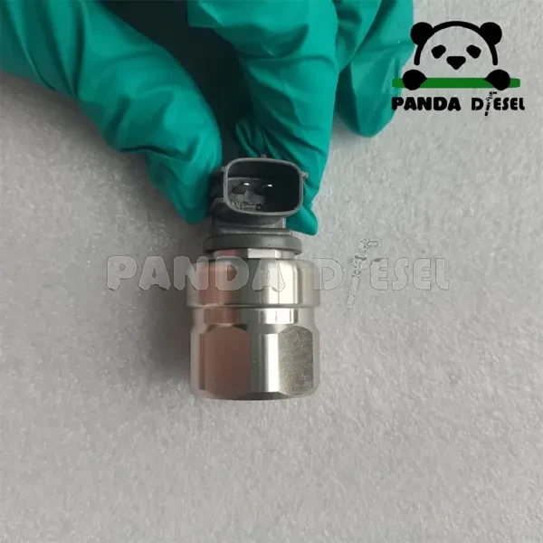solenoid valve for denso common rail fuel injector 095000 8100 nozzle 093400 1052 dlla150p1052 howo truck a7 vg1096080010