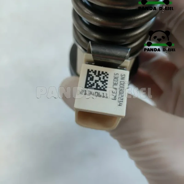 delphi-volvo-eui-e3-4pins-fuel-injector-21340611-bebe4d24001for-volvo-md13-ec360-ec380-engine-china.